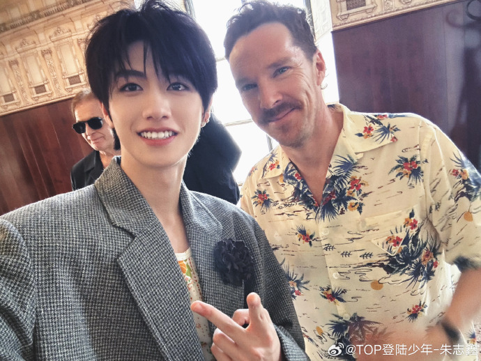 在米兰转头遇见了————— Doctor Strange！！！-蜗牛资源分享网
