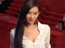 50岁林志玲现身日本活动，大方秀出身材，网友惊呼：说30岁我也信-蜗牛资源分享网